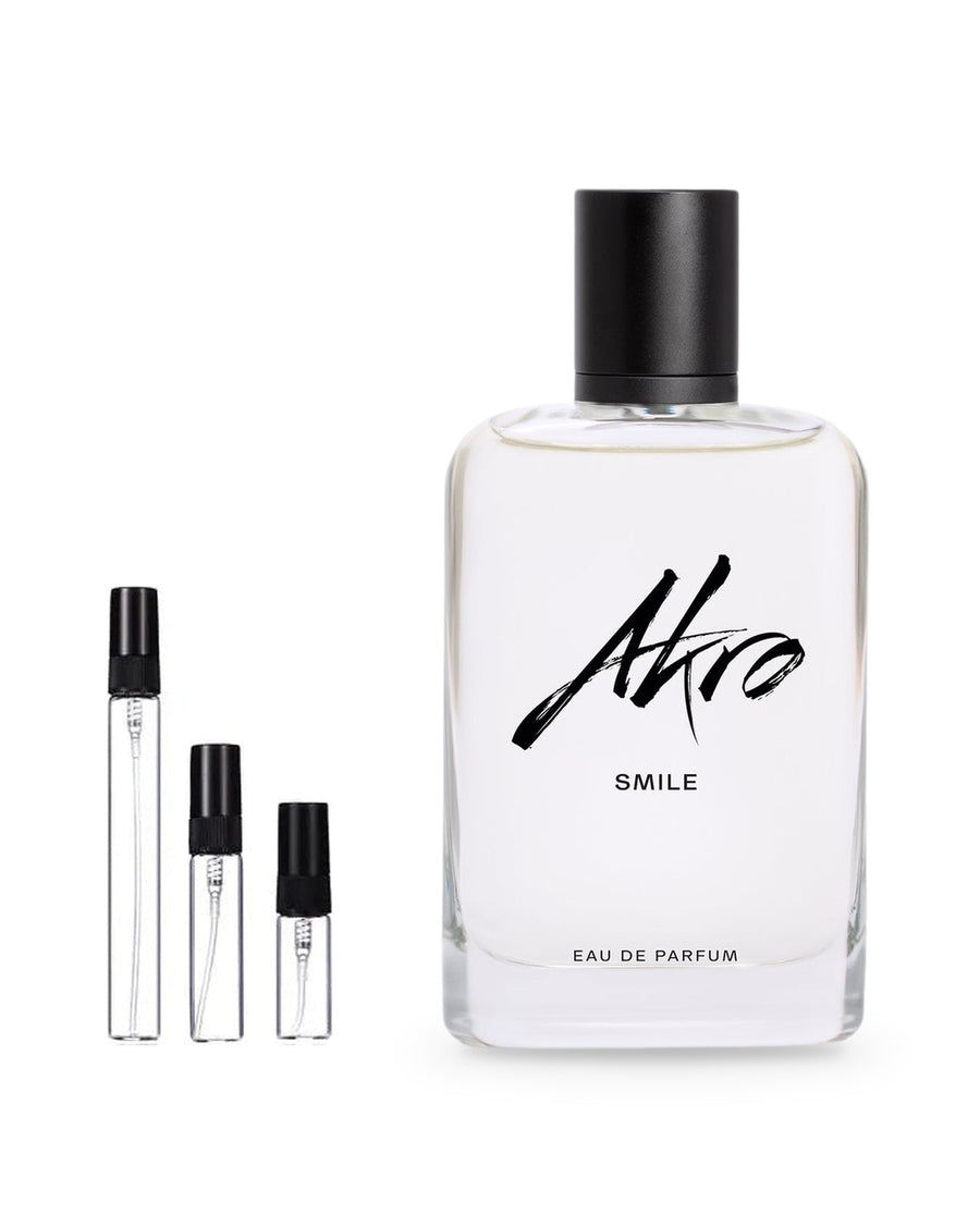 Akro Smile sample – decant in glazen sprayflesje (2, 5 of 10 ml)