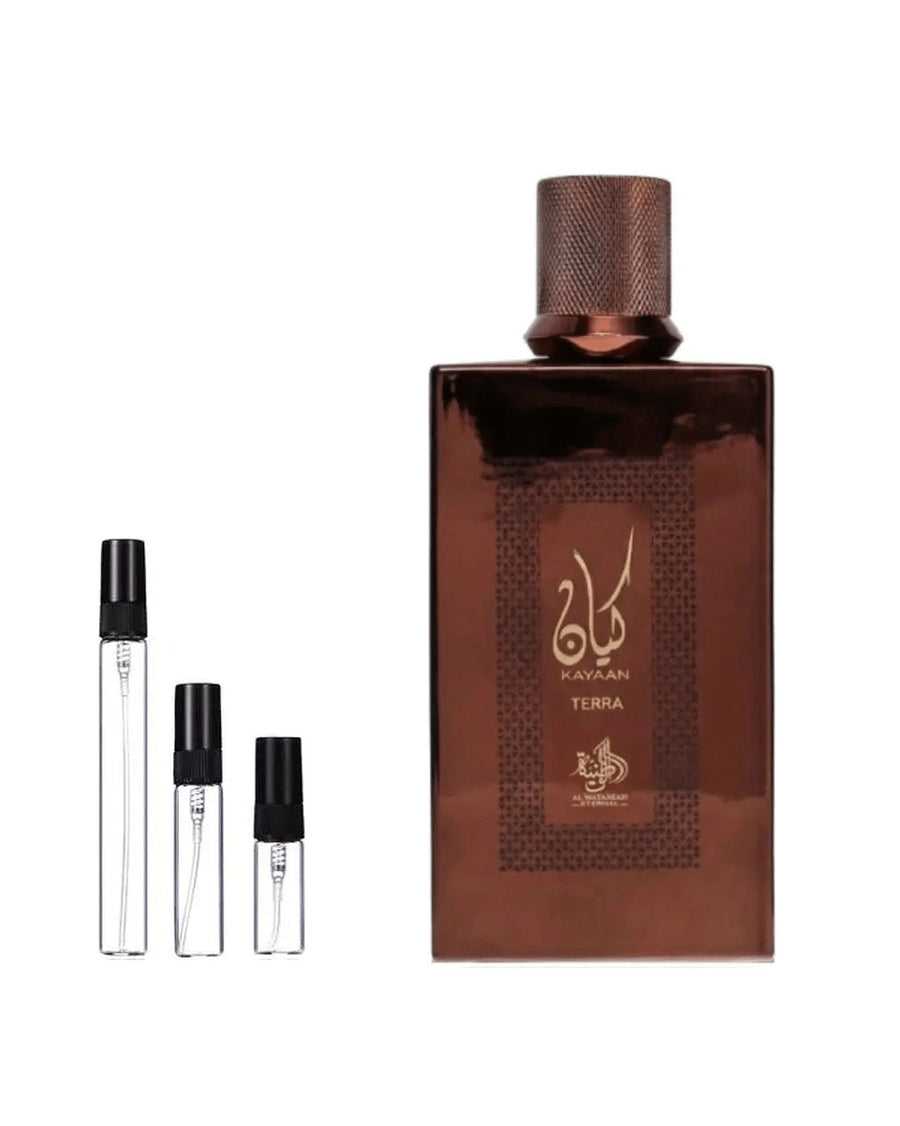Al Wataniah Kayaan Terra sample – decant in glazen sprayflesje (2, 5 of 10 ml)