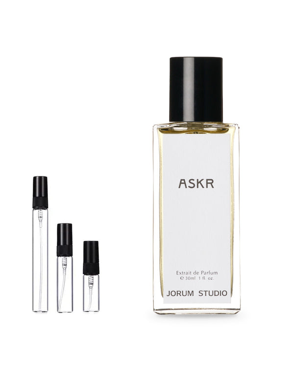Jorum Studio Askr sample – decant in glazen sprayflesje (2, 5 of 10 ml)