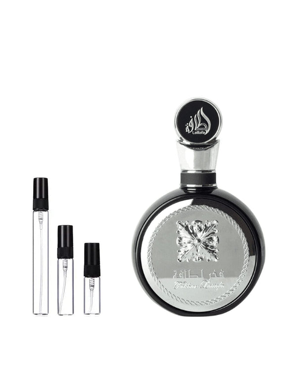 Lattafa Fakhar Black sample – decant in glazen sprayflesje (2, 5 of 10 ml)